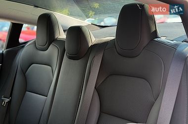 Седан Tesla Model 3 2024 в Києві фото 14 Седан Tesla Model 3 2024 в Києві