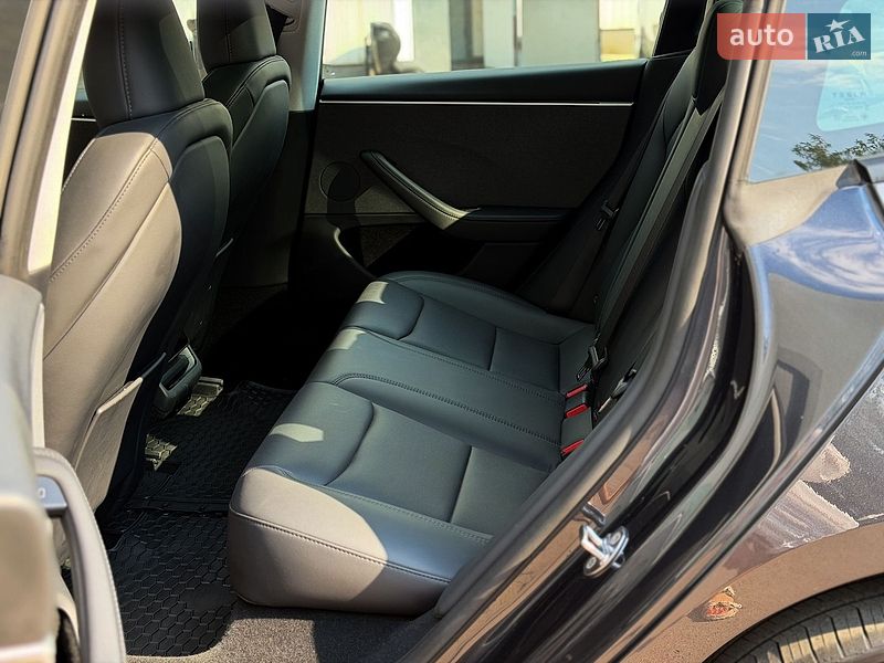 Седан Tesla Model 3 2024 в Києві фото 15 Седан Tesla Model 3 2024 в Києві