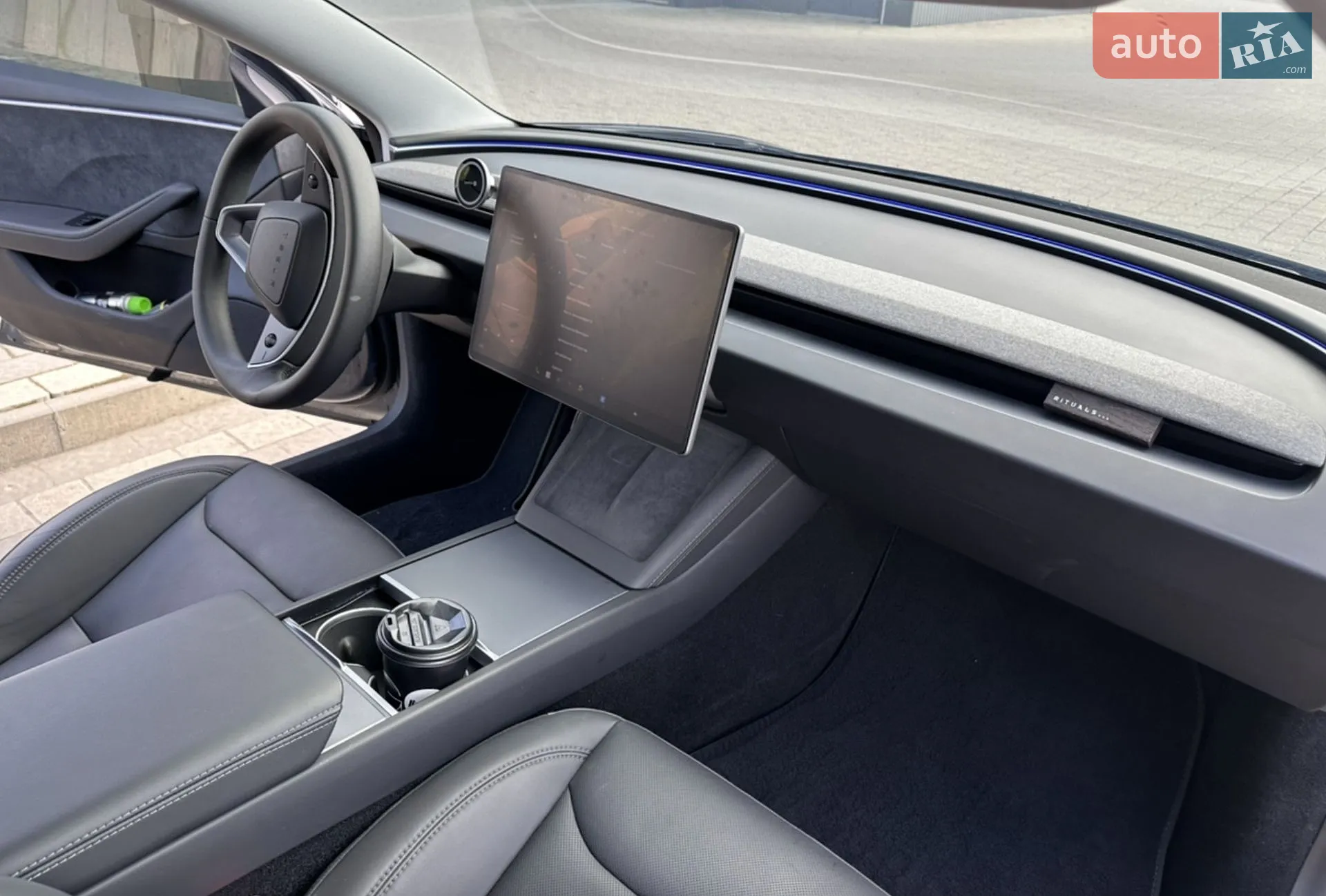 2024 Tesla Model 3 - мініатюра 14