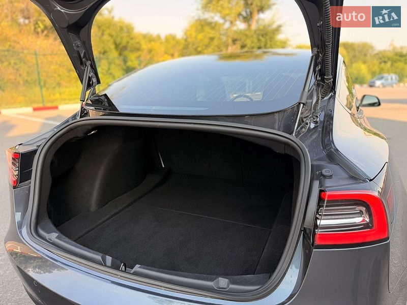 Седан Tesla Model 3 2020 в Харькове фото 28 Седан Tesla Model 3 2020 в Харькове