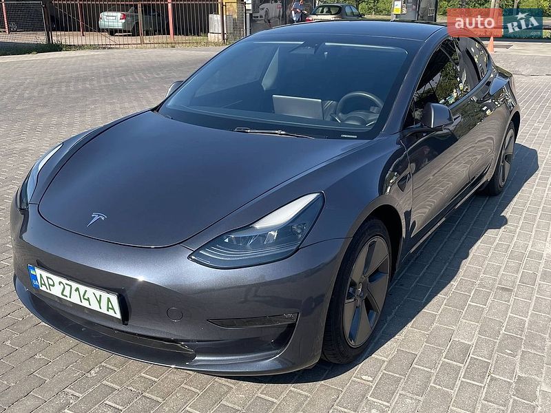 Седан Tesla Model 3 2023 в Запоріжжі