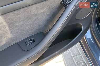 Седан Tesla Model 3 2023 в Запоріжжі