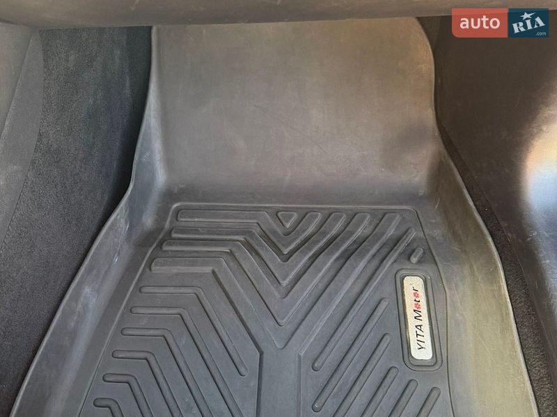 Седан Tesla Model 3 2019 в Харкові
