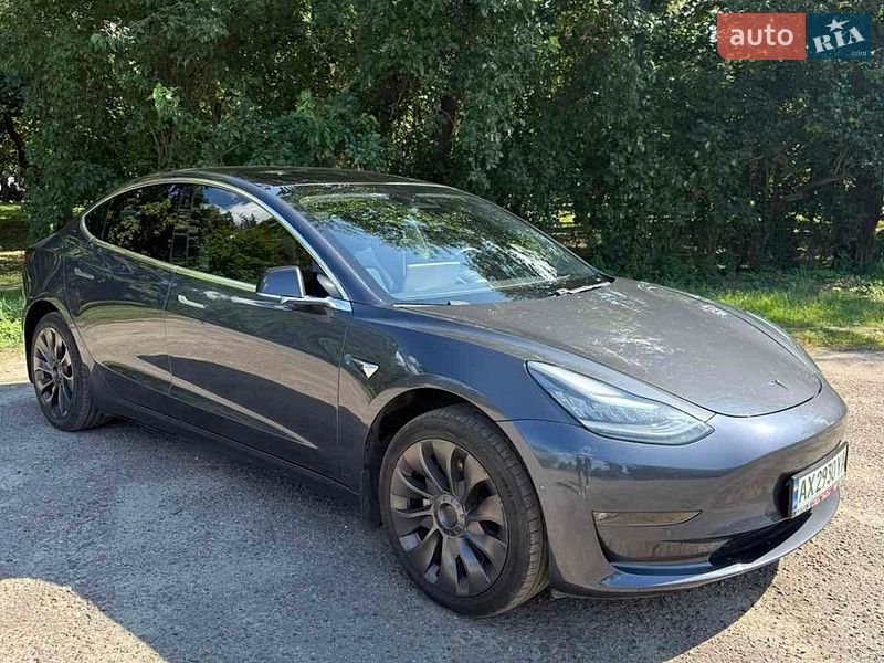 Седан Tesla Model 3 2019 в Харькове