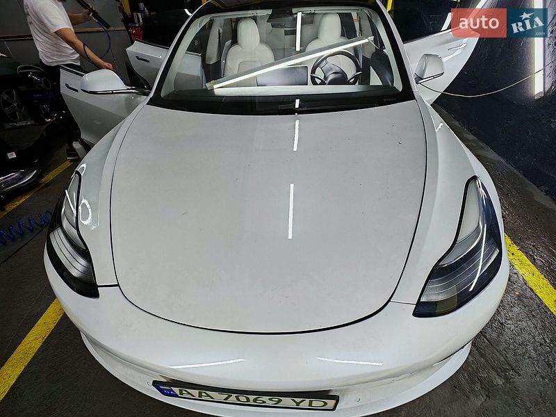 Tesla Model 3 2019 Tesla Model 3 2019