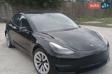 Седан Tesla Model 3 2023 в Хмельницком