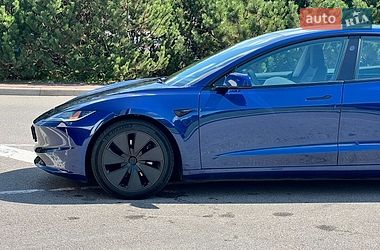 Седан Tesla Model 3 2024 в Киеве фото 12 Седан Tesla Model 3 2024 в Киеве