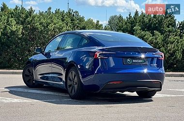 Седан Tesla Model 3 2024 в Киеве фото 17 Седан Tesla Model 3 2024 в Киеве