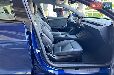 Седан Tesla Model 3 2024 в Києві