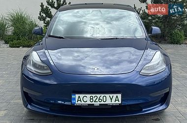 Седан Tesla Model 3 2022 в Луцьку