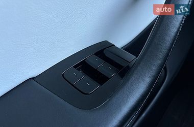 Седан Tesla Model 3 2019 в Ивано-Франковске