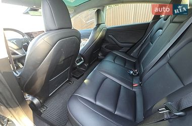 Седан Tesla Model 3 2019 в Одессе