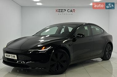 Седан Tesla Model 3 2024 в Одессе