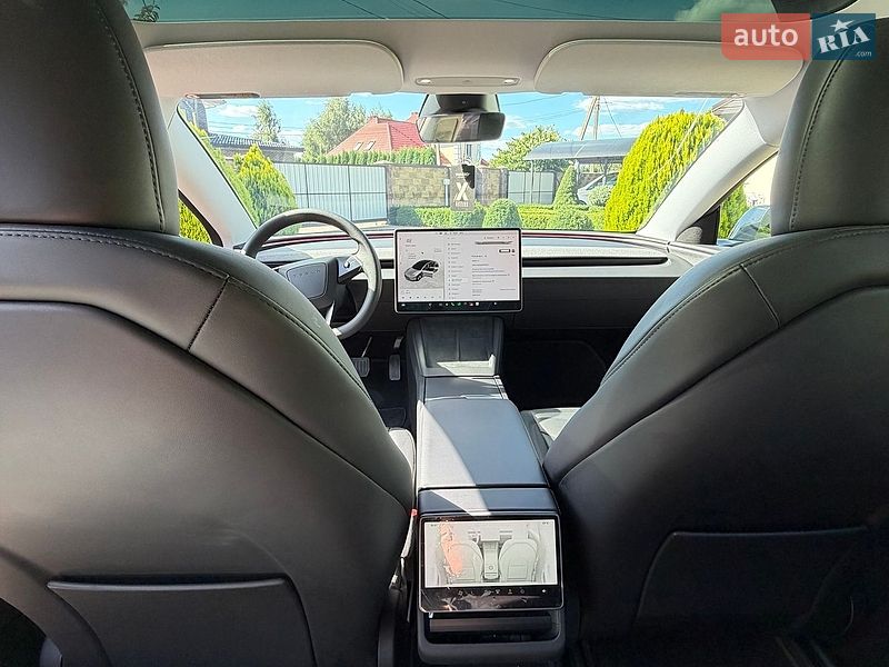 Седан Tesla Model 3 2024 в Луцке фото 8 Седан Tesla Model 3 2024 в Луцке