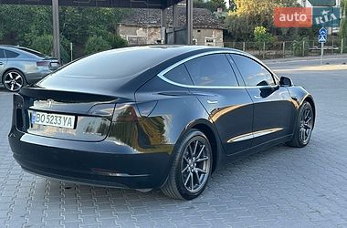 Седан Tesla Model 3 2019 в Тернополе