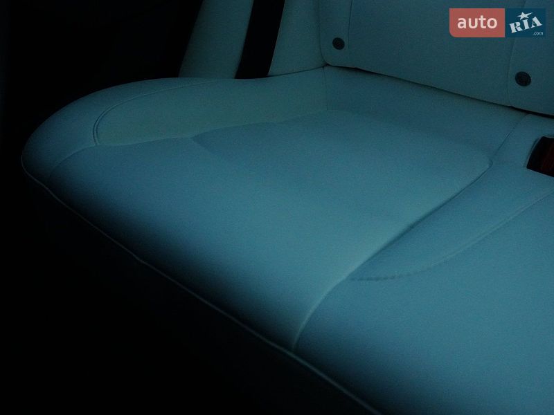 Седан Tesla Model 3 2024 в Дрогобичі