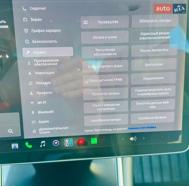 Седан Tesla Model 3 2019 в Чернівцях