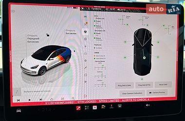 Седан Tesla Model 3 2022 в Виннице
