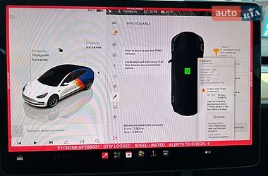Седан Tesla Model 3 2022 в Виннице