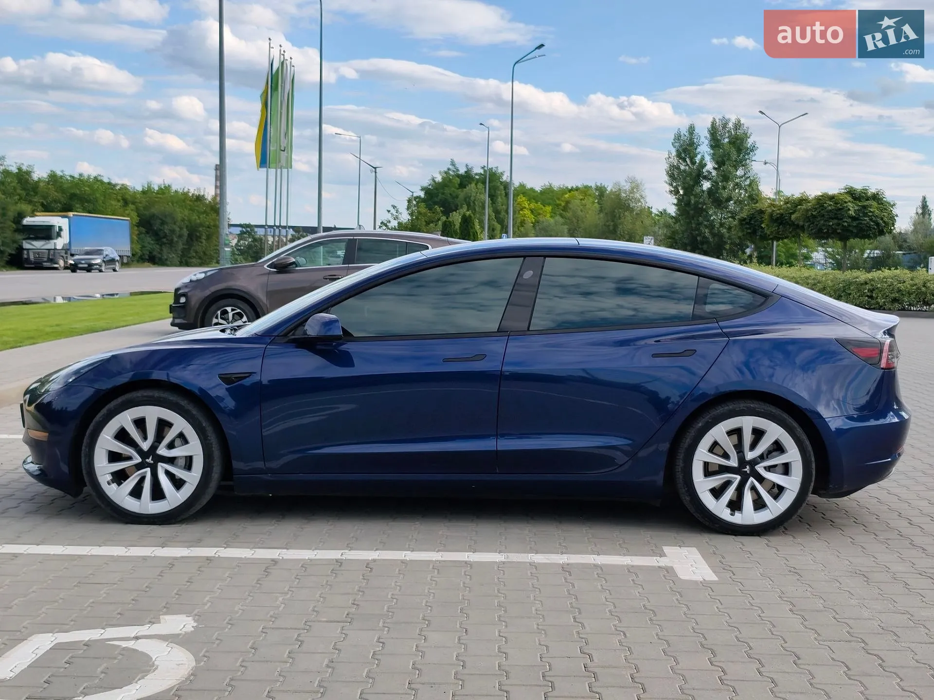 2021 Tesla Model 3 - мініатюра 2