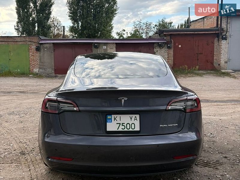 Седан Tesla Model 3 2021 в Белой Церкви