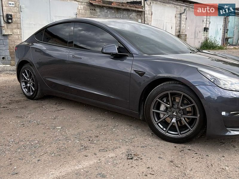 Седан Tesla Model 3 2021 в Белой Церкви
