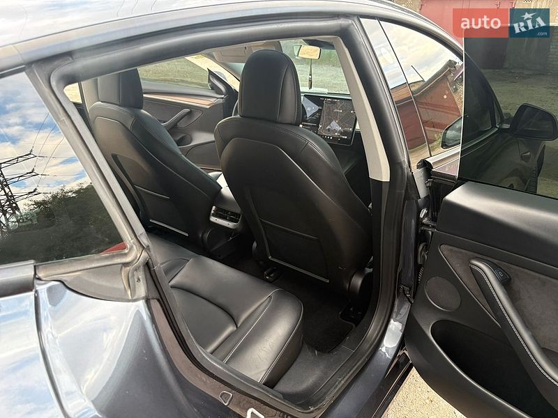 Седан Tesla Model 3 2021 в Белой Церкви
