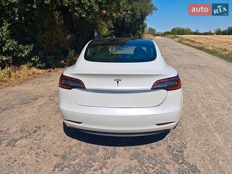 Седан Tesla Model 3 2021 в Ужгороде фото 2 Седан Tesla Model 3 2021 в Ужгороде