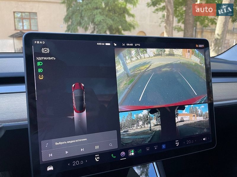 Седан Tesla Model 3 2018 в Николаеве