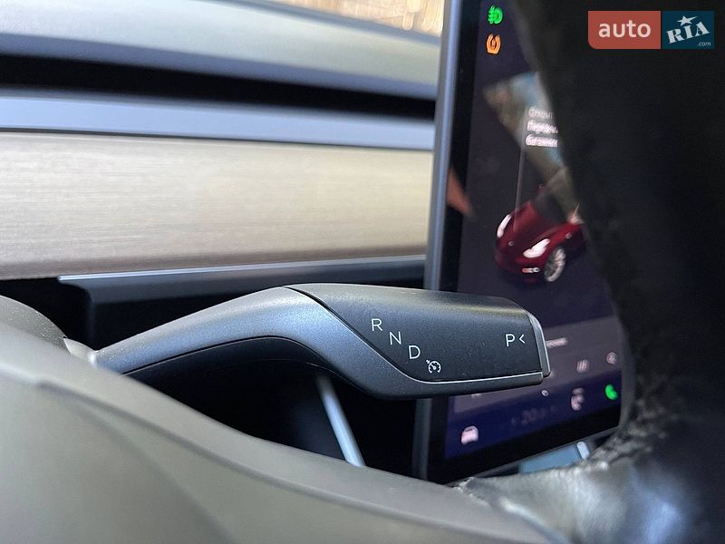Седан Tesla Model 3 2018 в Николаеве