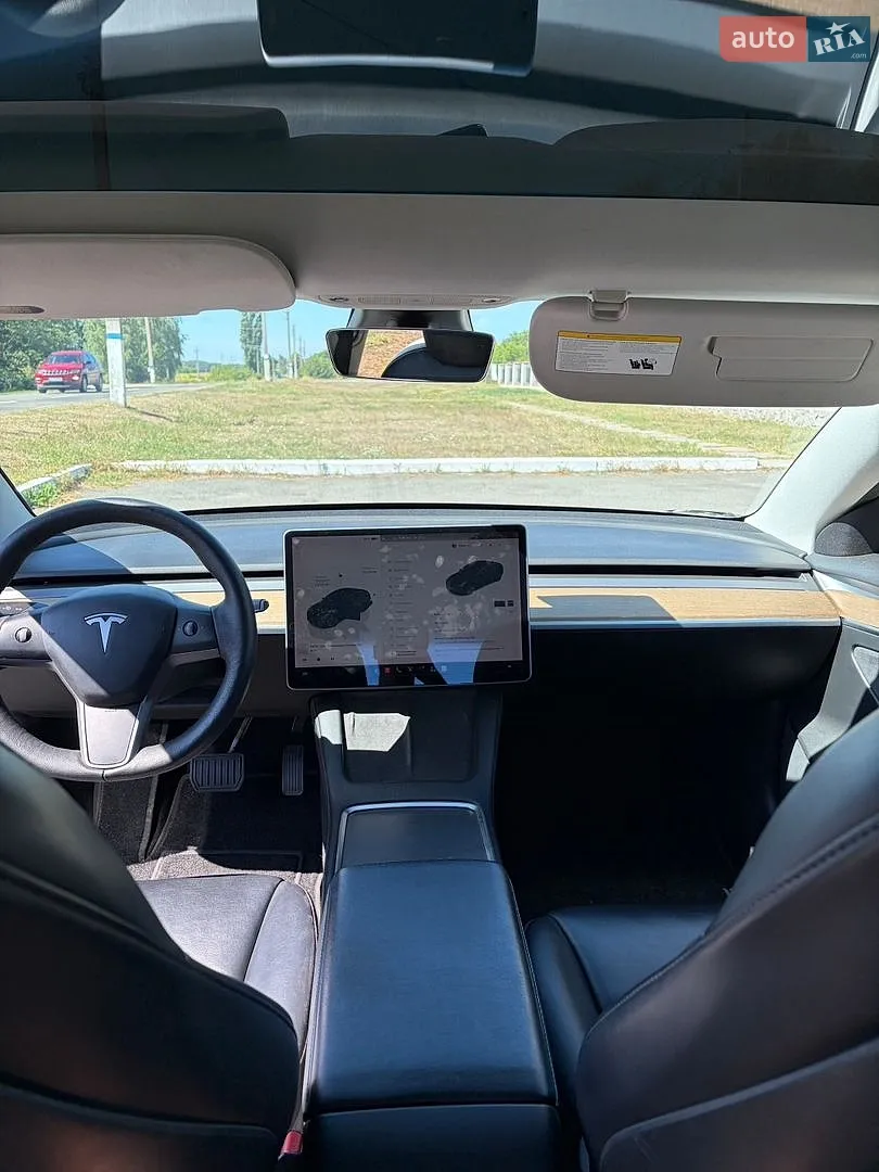 2022 Tesla Model 3 - мініатюра 11