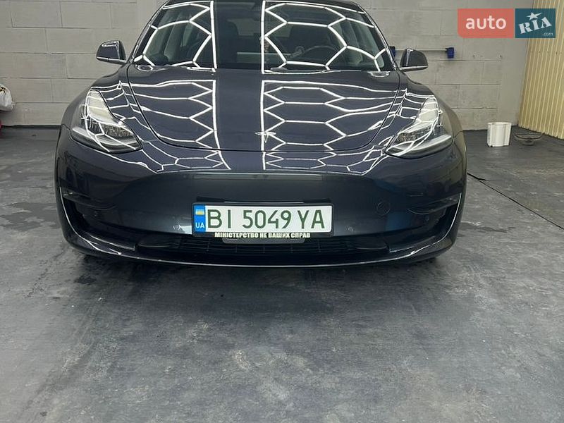 Седан Tesla Model 3 2018 в Кременчуге