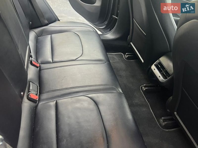 Седан Tesla Model 3 2018 в Кременчуге