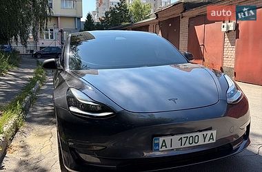 Седан Tesla Model 3 2020 в Виннице