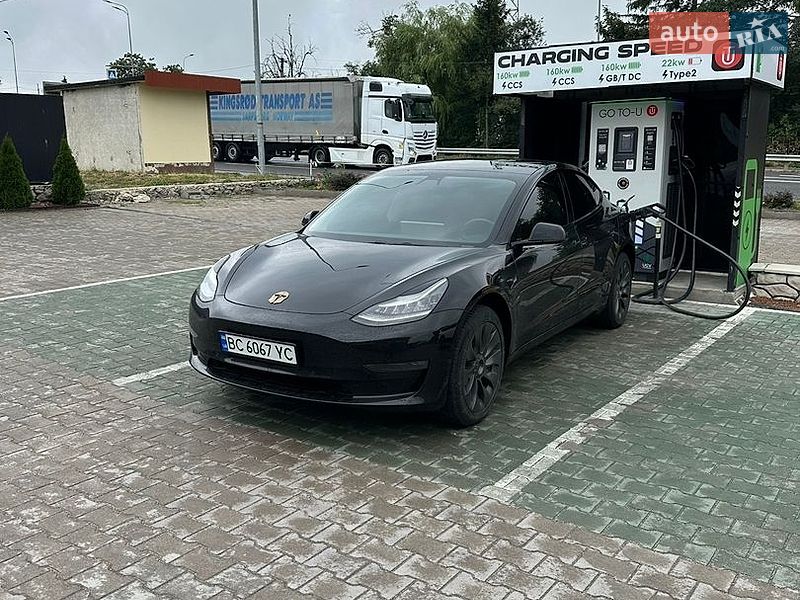 Седан Tesla Model 3 2019 в Одессе