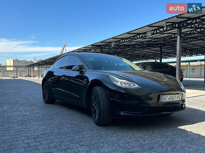 Седан Tesla Model 3 2019 в Одессе