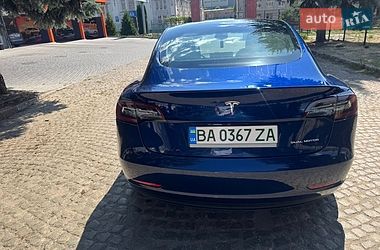 Седан Tesla Model 3 2021 в Кропивницькому
