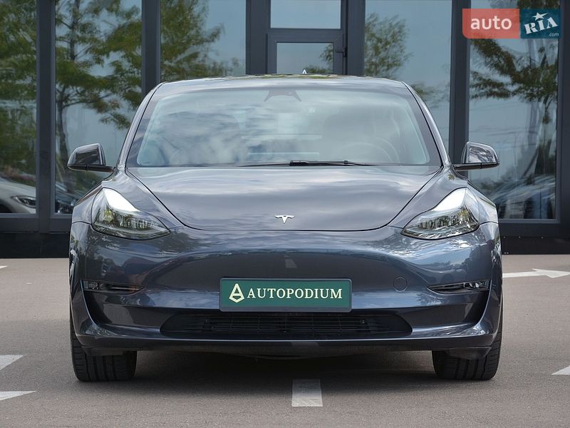 Седан Tesla Model 3 2023 в Киеве фото 3 Седан Tesla Model 3 2023 в Киеве