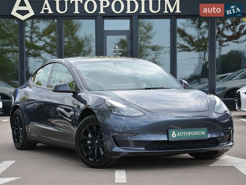 Седан Tesla Model 3 2023 в Киеве фото Седан Tesla Model 3 2023 в Киеве