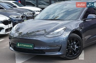 Седан Tesla Model 3 2023 в Киеве фото 4 Седан Tesla Model 3 2023 в Киеве