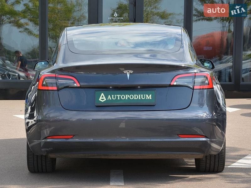 Седан Tesla Model 3 2023 в Киеве фото 9 Седан Tesla Model 3 2023 в Киеве