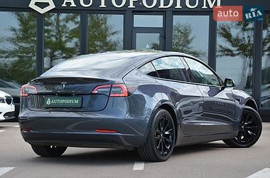 Седан Tesla Model 3 2023 в Киеве фото 12 Седан Tesla Model 3 2023 в Киеве