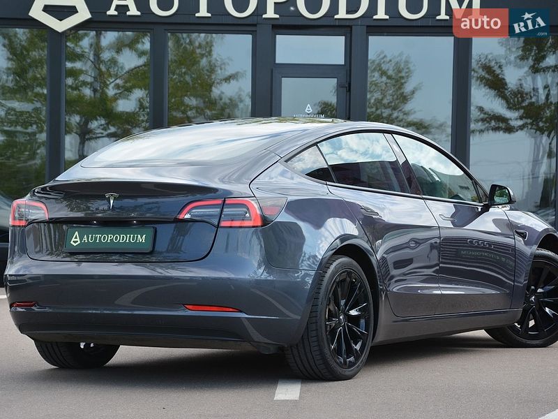 Седан Tesla Model 3 2023 в Киеве фото 12 Седан Tesla Model 3 2023 в Киеве