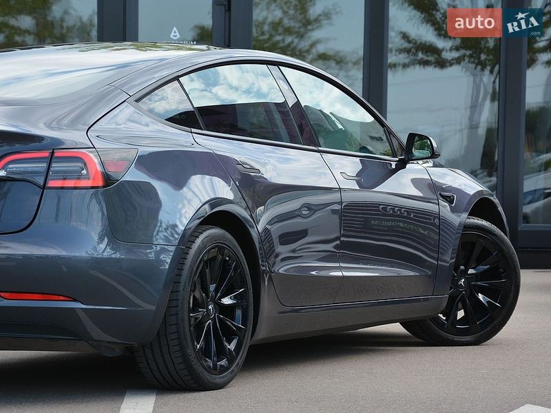 Седан Tesla Model 3 2023 в Киеве фото 11 Седан Tesla Model 3 2023 в Киеве