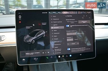 Седан Tesla Model 3 2023 в Киеве фото 20 Седан Tesla Model 3 2023 в Киеве
