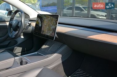 Седан Tesla Model 3 2023 в Киеве фото 33 Седан Tesla Model 3 2023 в Киеве