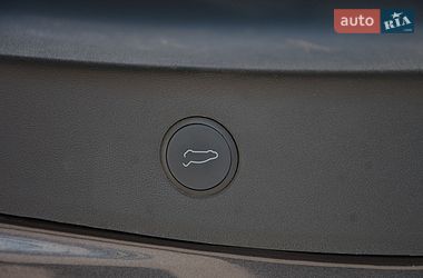 Седан Tesla Model 3 2023 в Киеве фото 39 Седан Tesla Model 3 2023 в Киеве