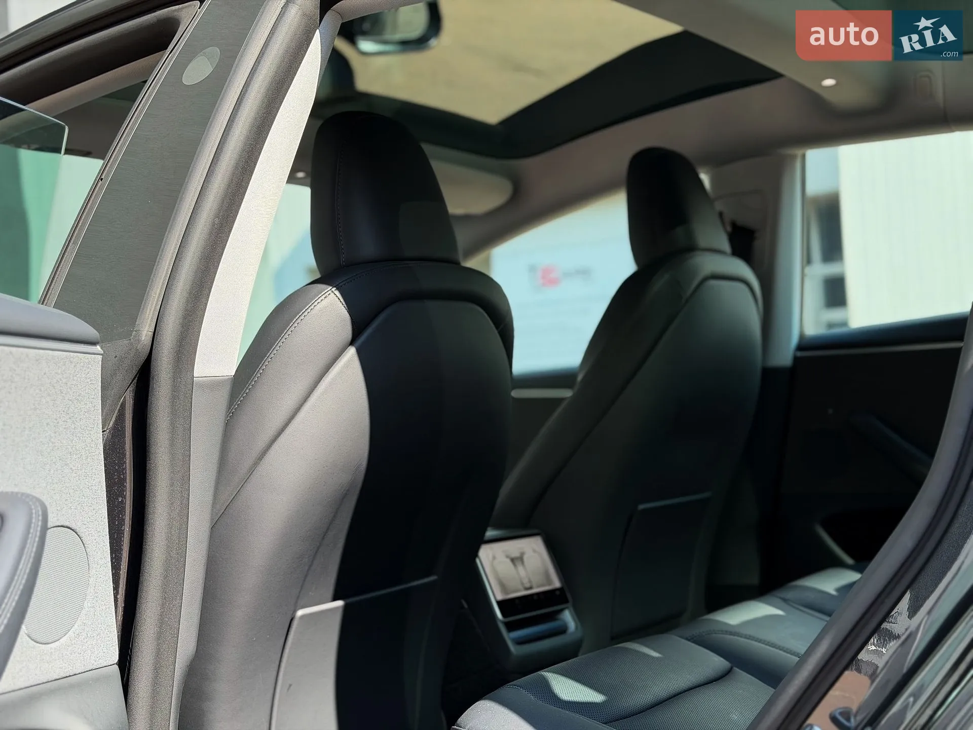 2024 Tesla Model 3 - мініатюра 17