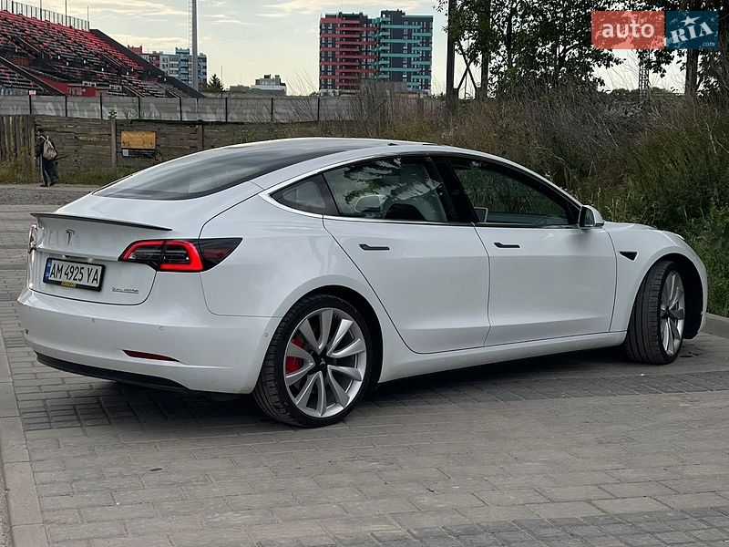 Седан Tesla Model 3 2018 в Ровно фото 19 Седан Tesla Model 3 2018 в Ровно