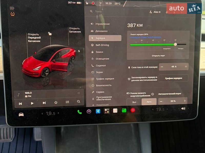 Седан Tesla Model 3 2022 в Виннице